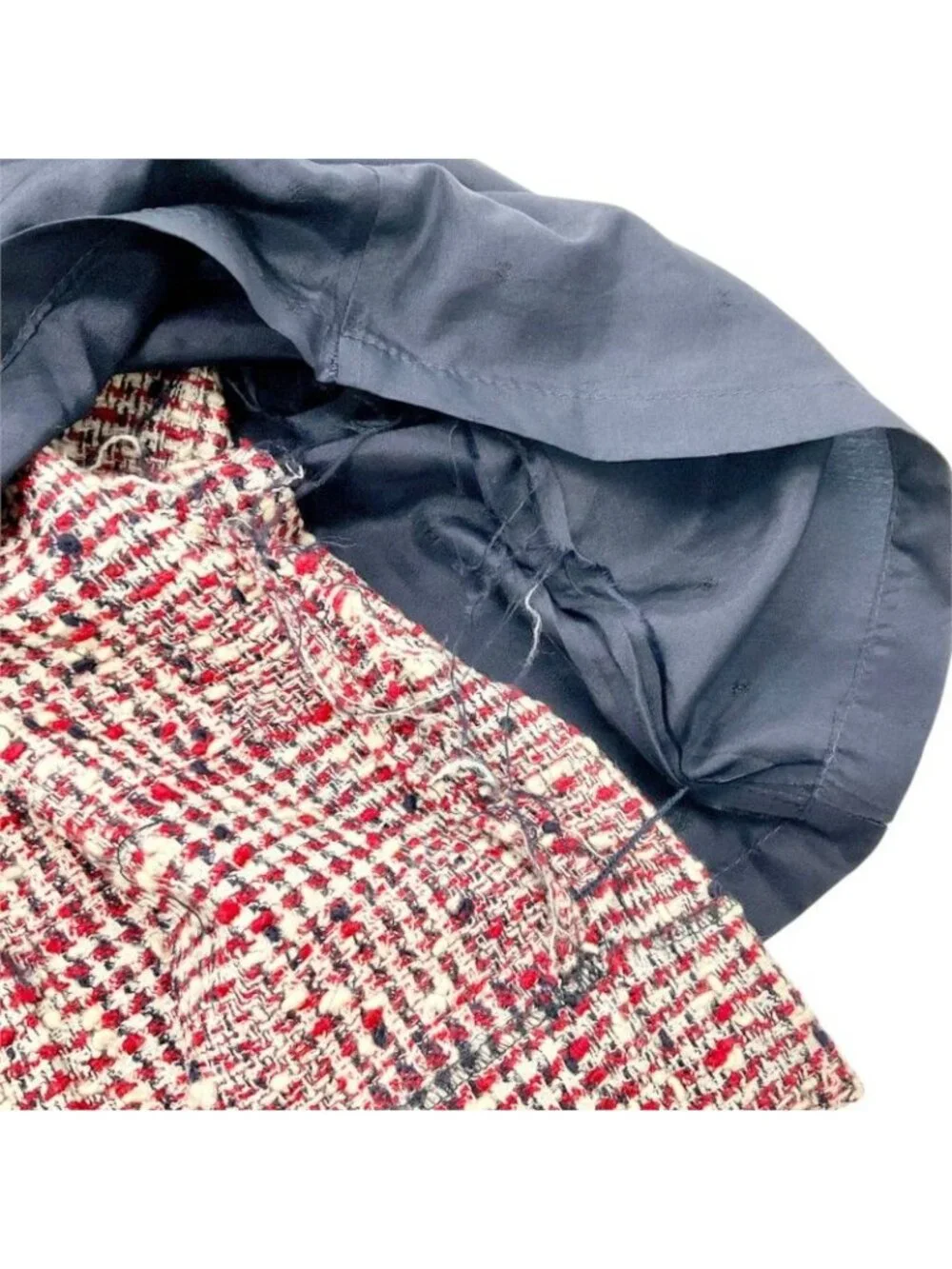 Chanel Red Tweed Middle Skirt